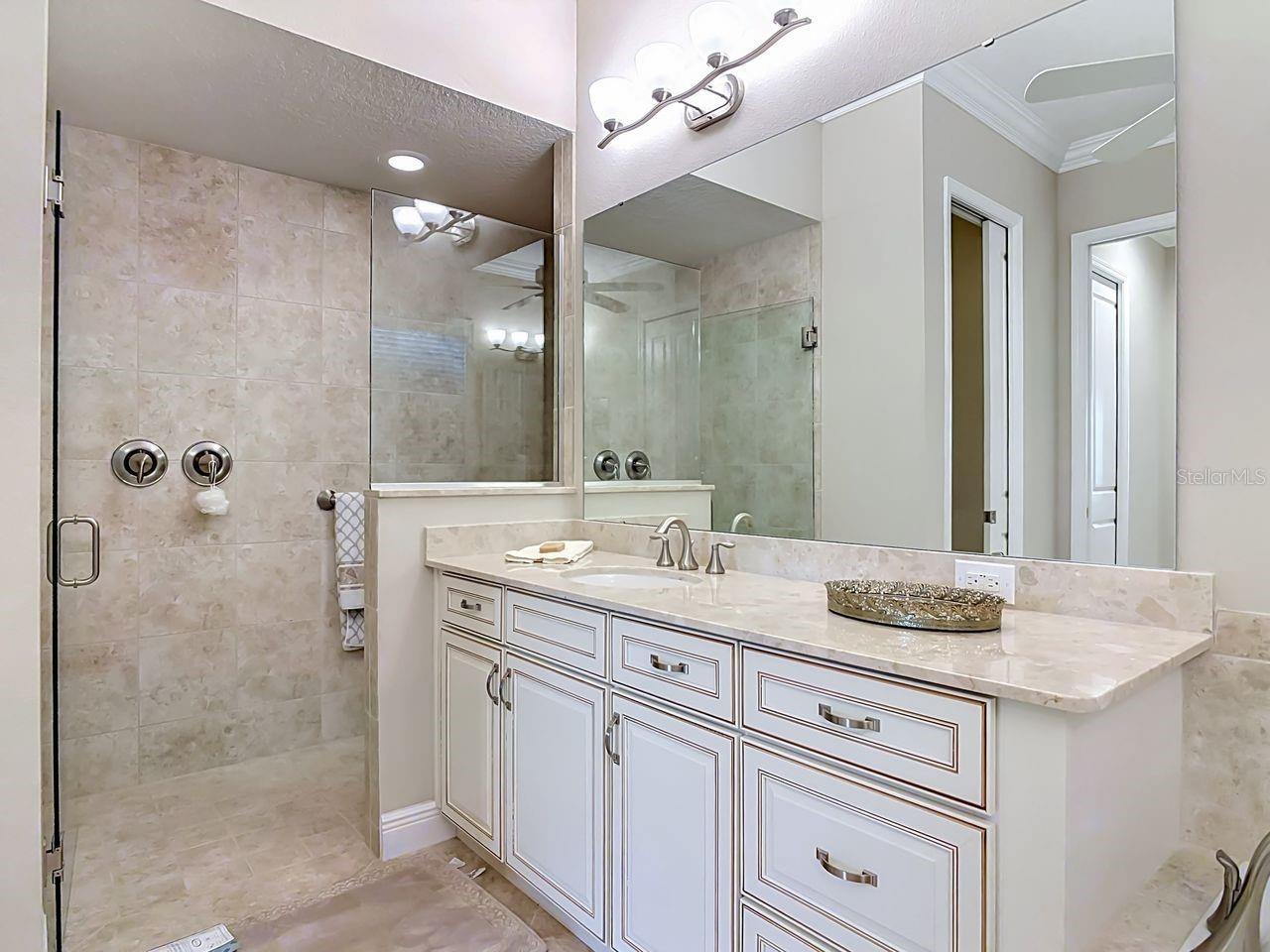 8461 Bridgeport Bay Cir Property Photo 17