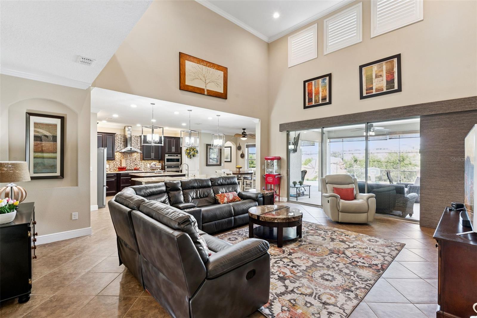 540 Bellflower Way Property Photo 11