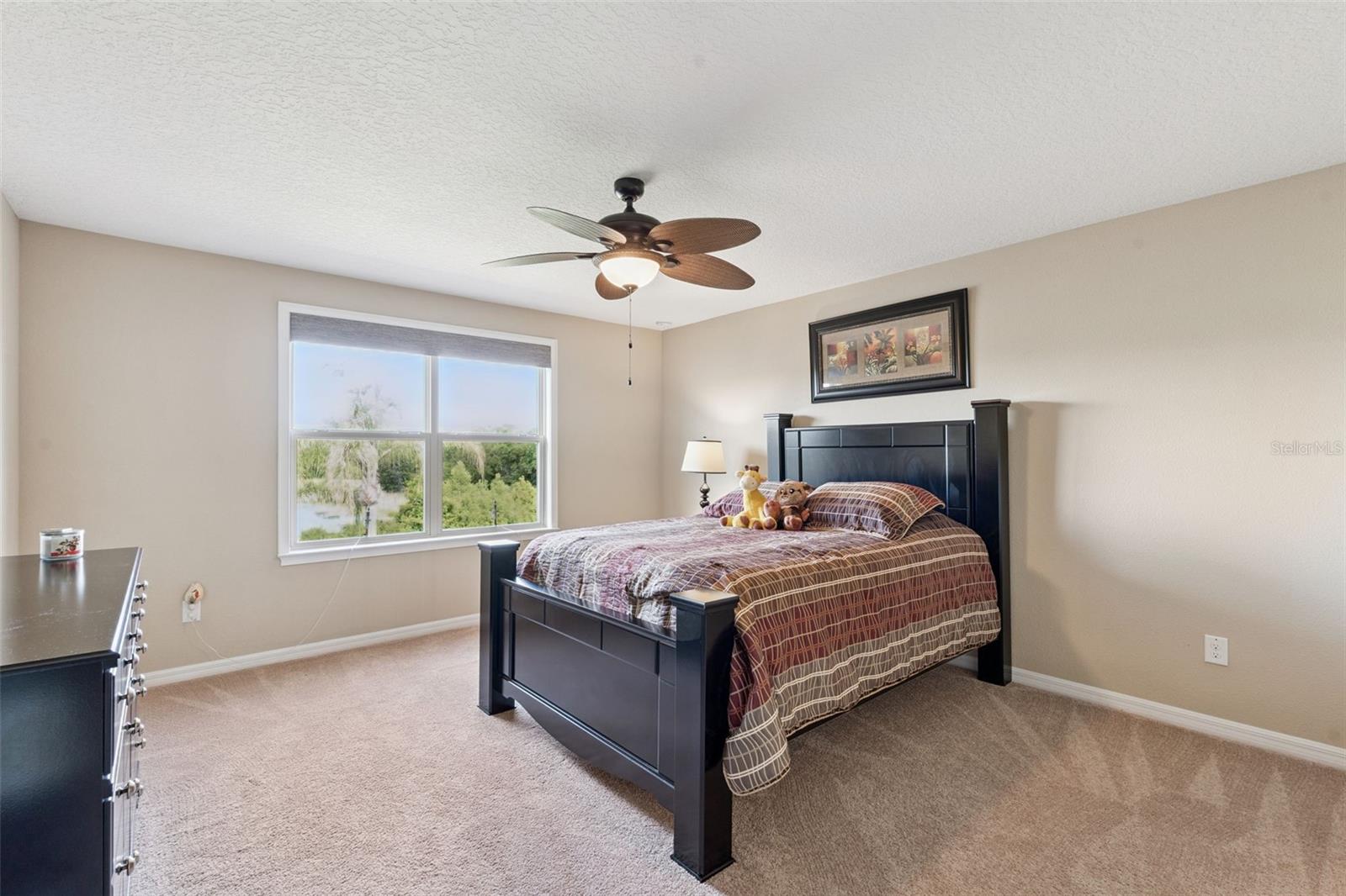 540 Bellflower Way Property Photo 33