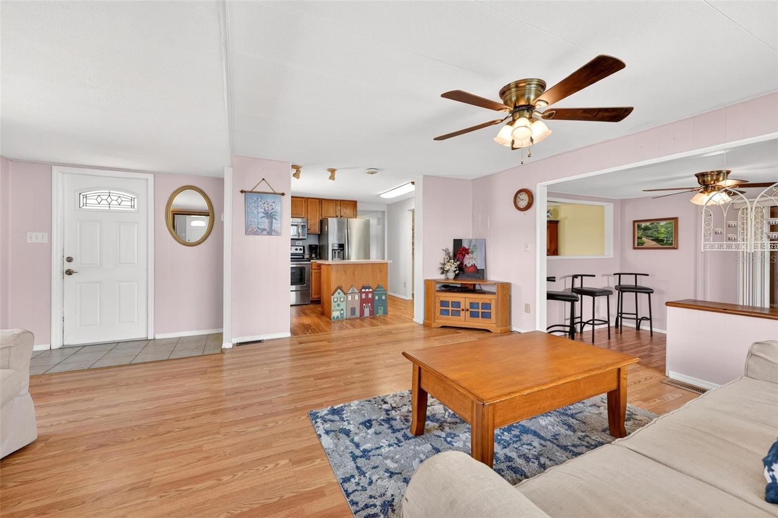31643 Howard St Property Photo 2