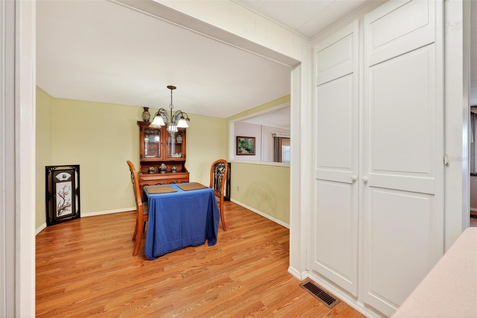 31643 Howard St Property Photo 10