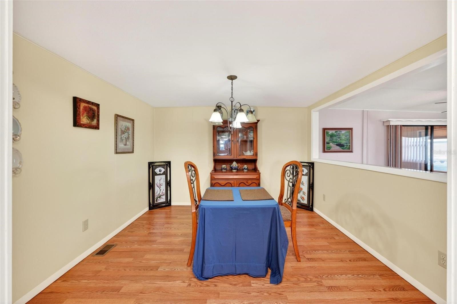 31643 Howard St Property Photo 13