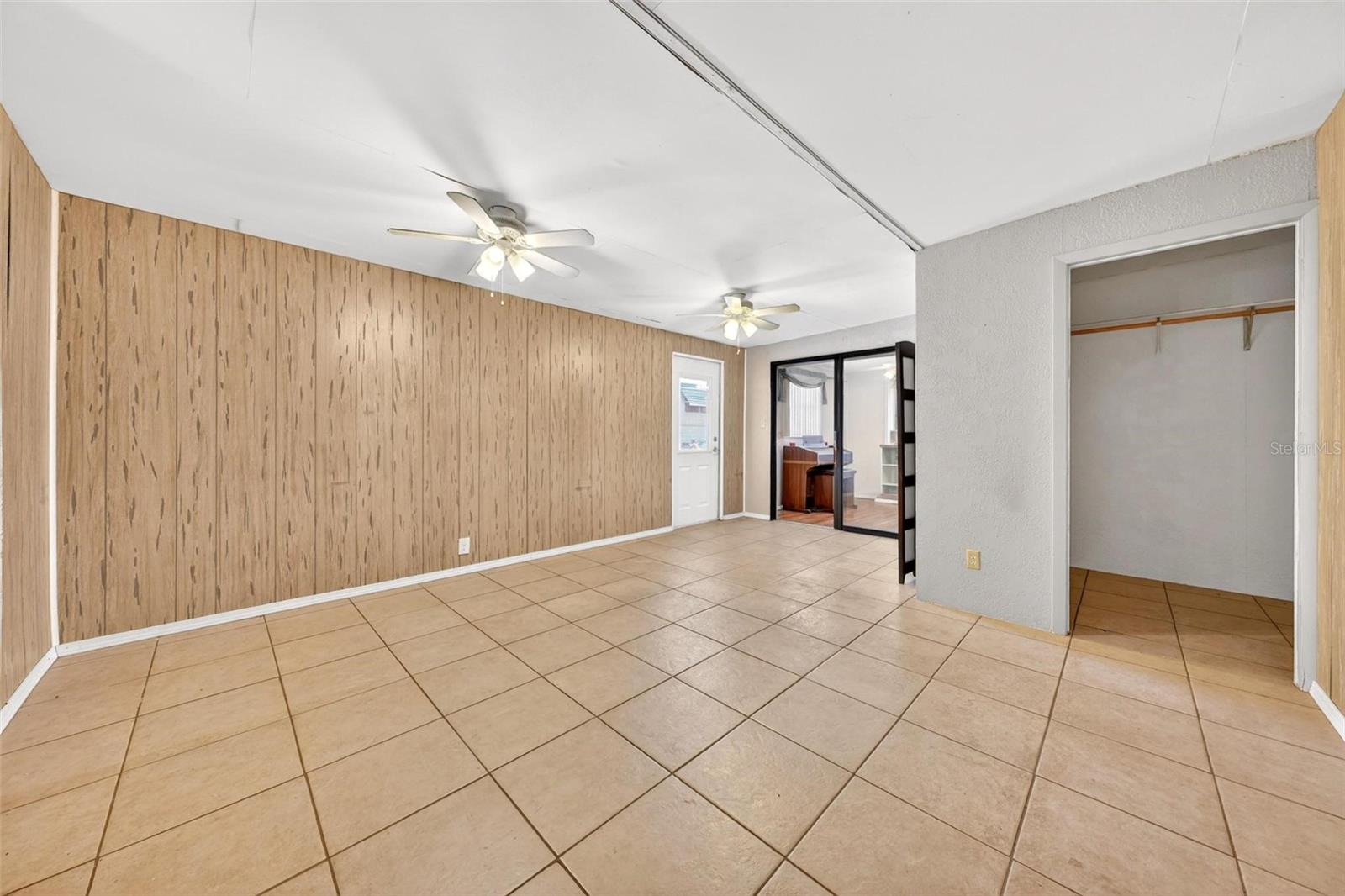 31643 Howard St Property Photo 36