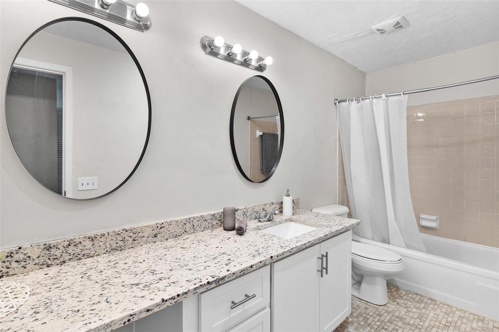 23202 Sandalwood Dr #202 Property Photo 35