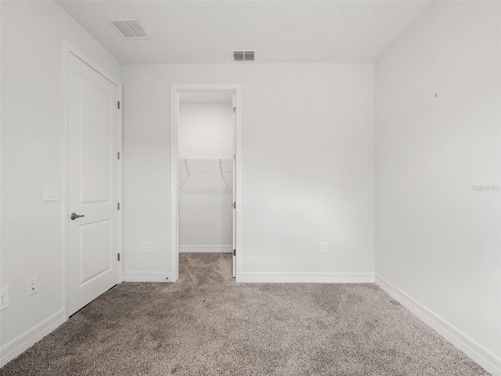 1406 Valerius St Se Property Photo 28