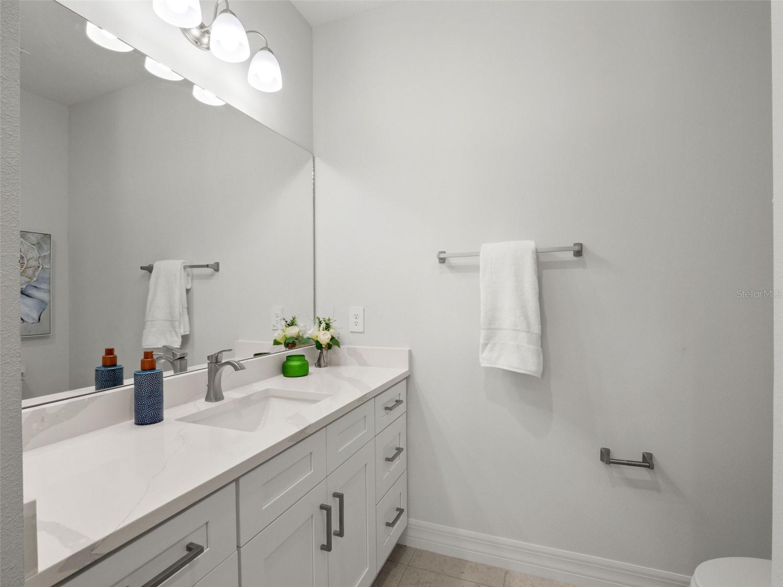 1406 Valerius St Se Property Photo 32