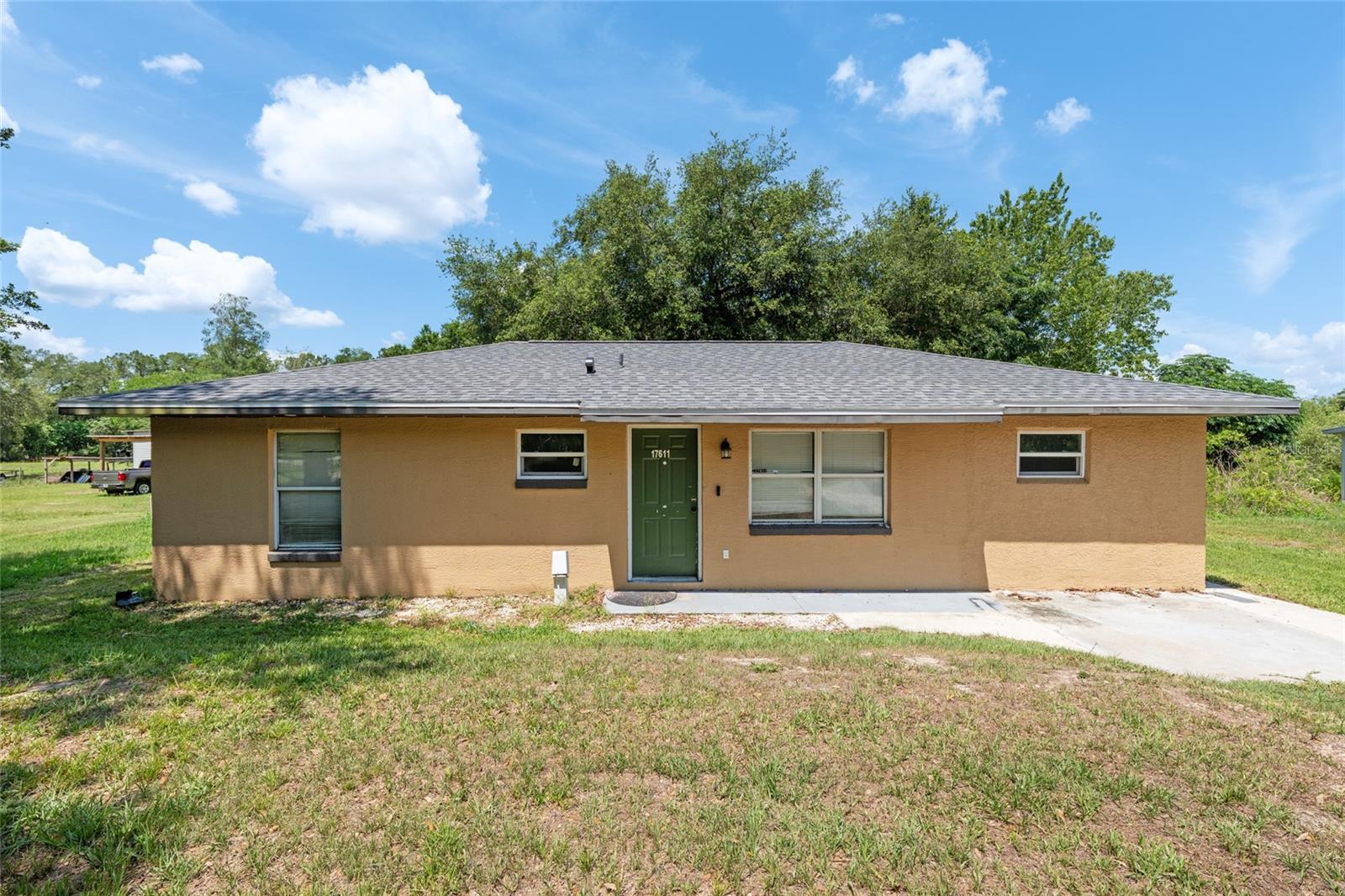 17611 FL33 Property Photo 1
