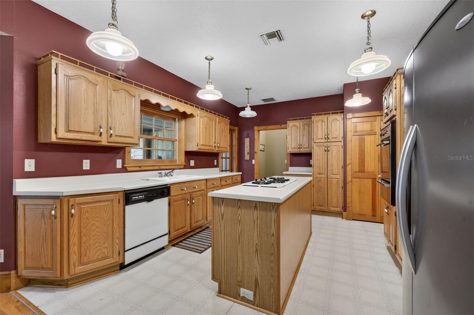 20621 Shady Oak Ln Property Photo 21