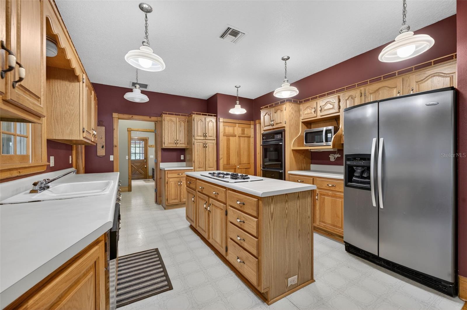20621 Shady Oak Ln Property Photo 22