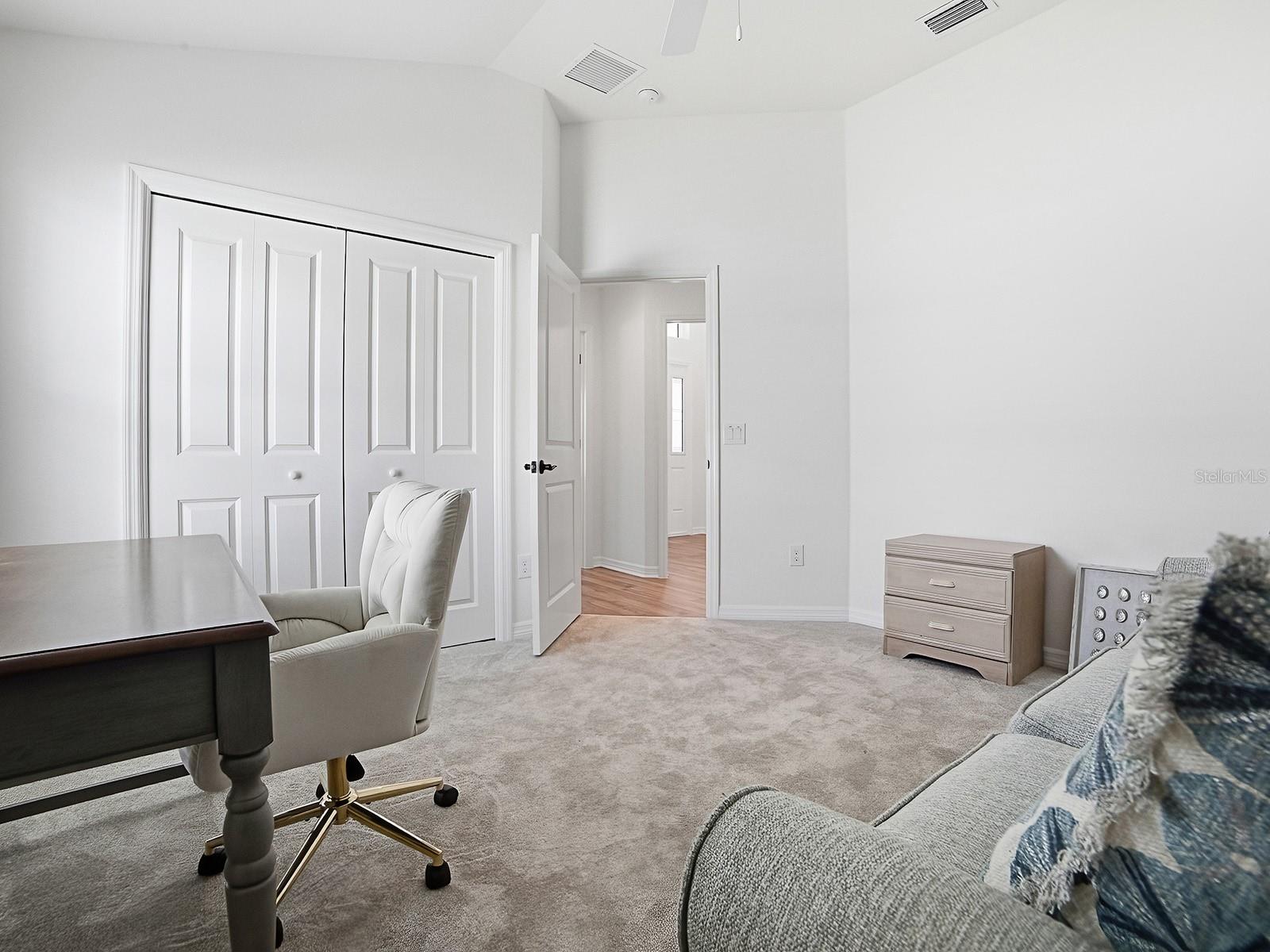 1404 Hearns Loop Property Photo 26