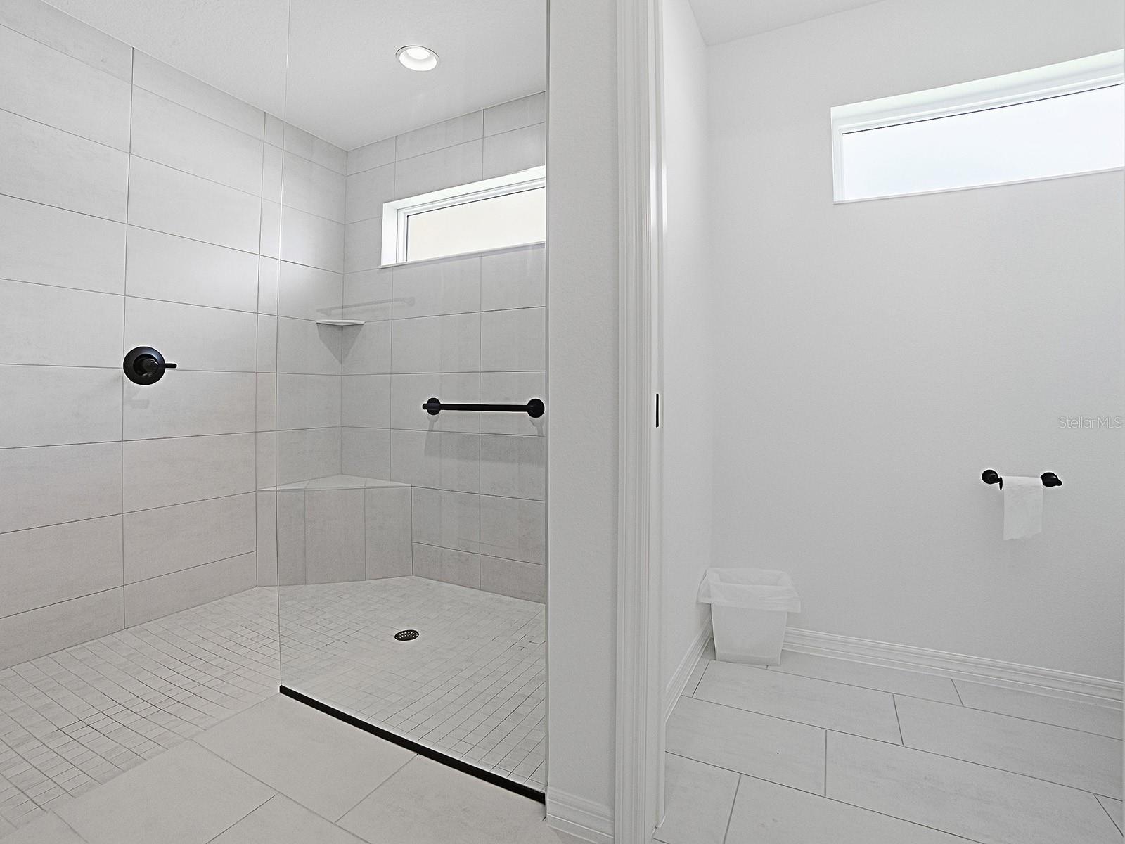 1404 Hearns Loop Property Photo 34