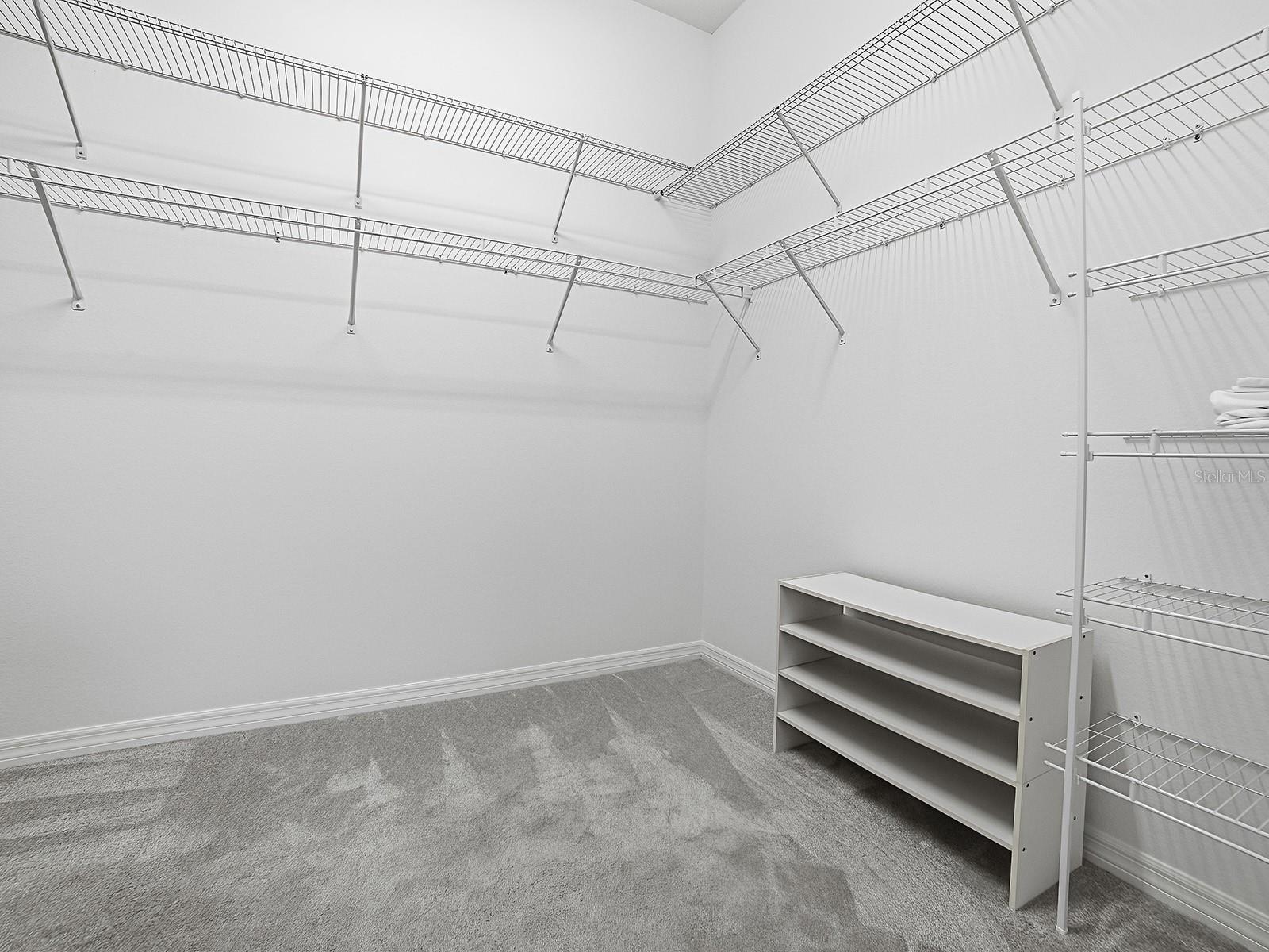1404 Hearns Loop Property Photo 35