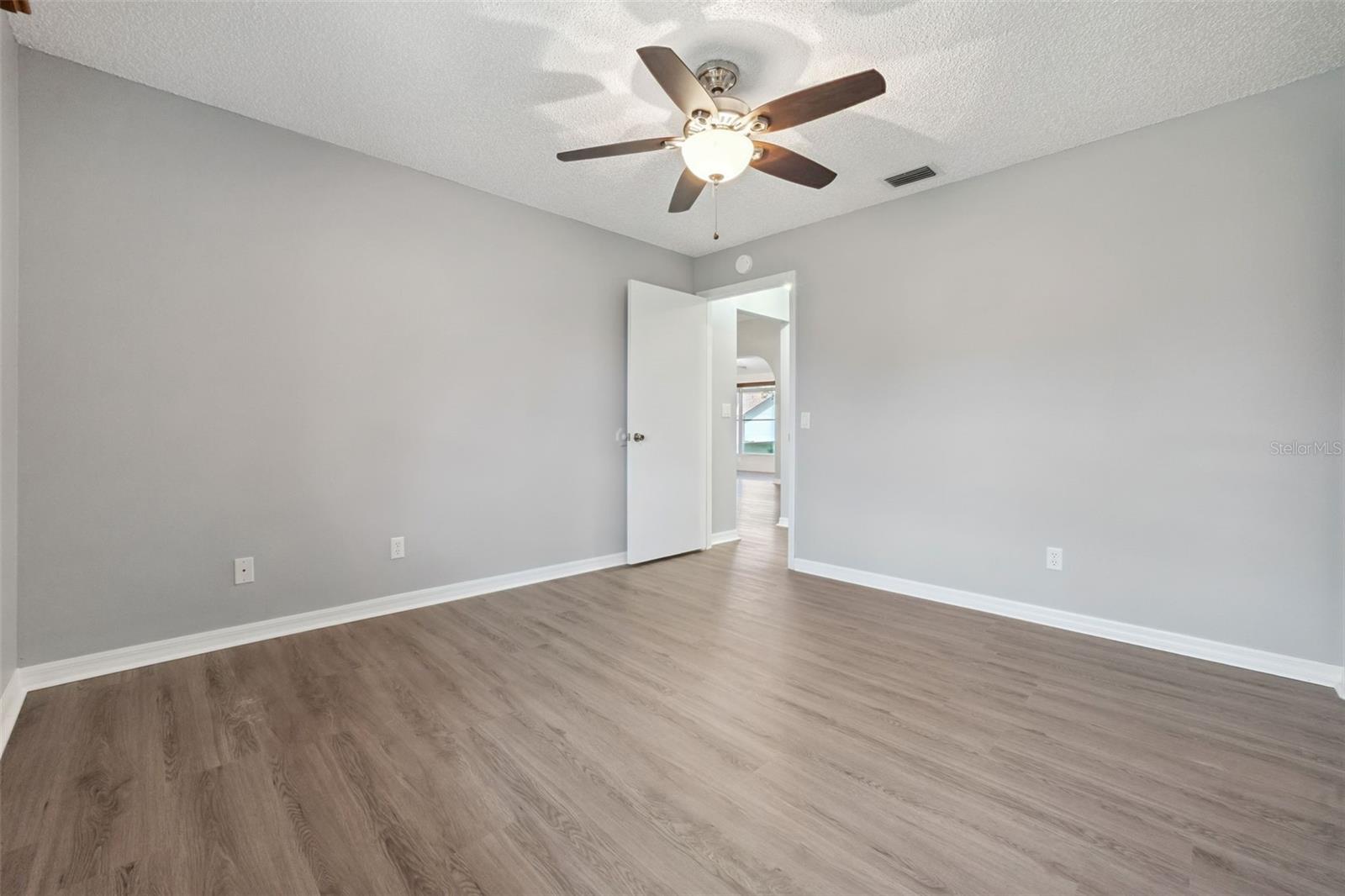 6419 Borg St Property Photo 24