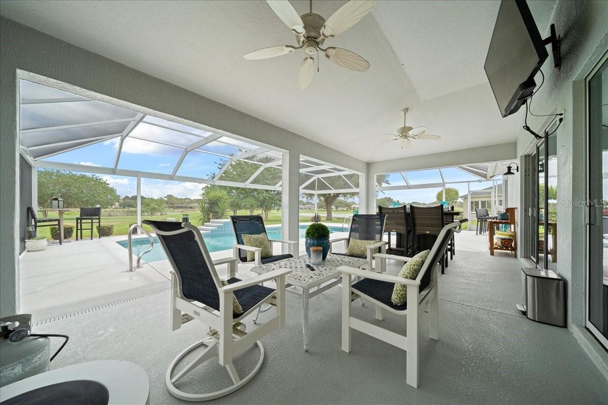 3189 Darien Way Property Photo 3