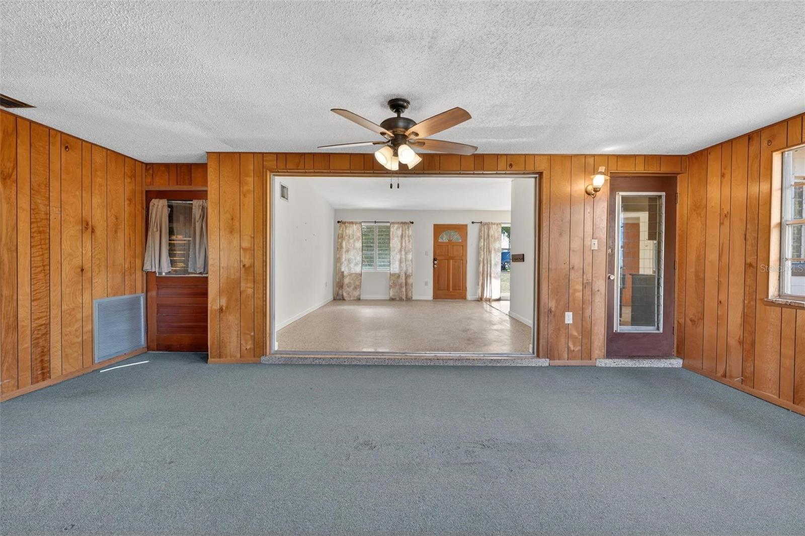 710 Twin Oaks Ln Property Photo 33