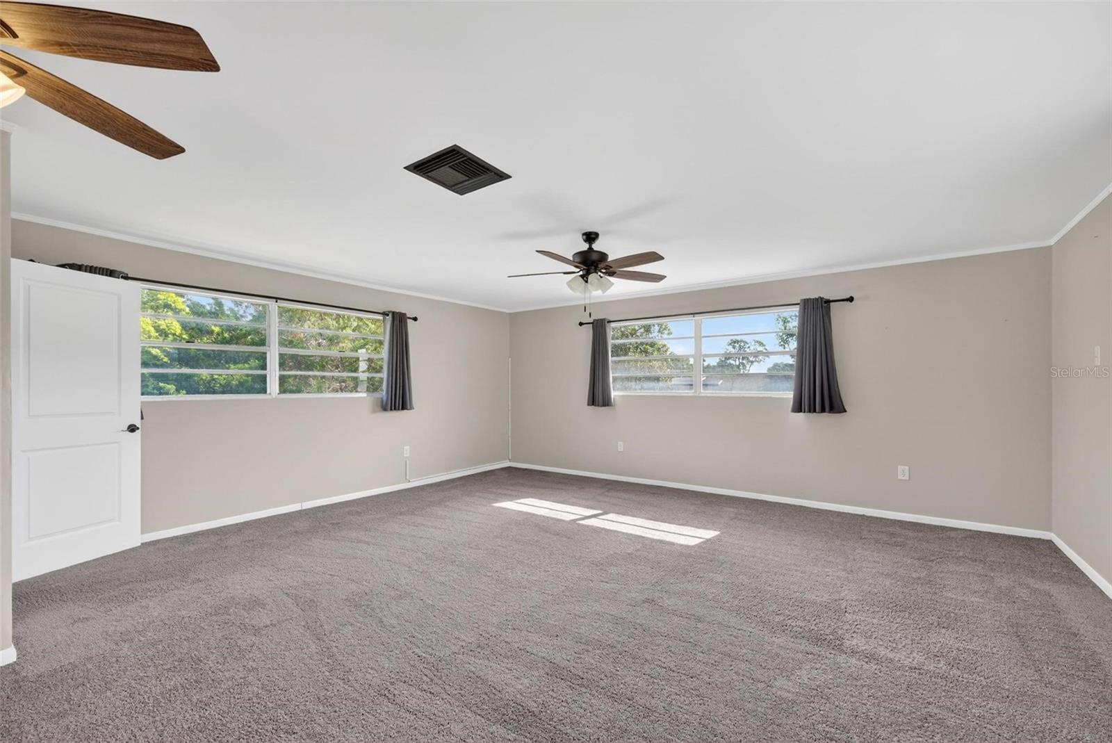 710 Twin Oaks Ln Property Photo 52