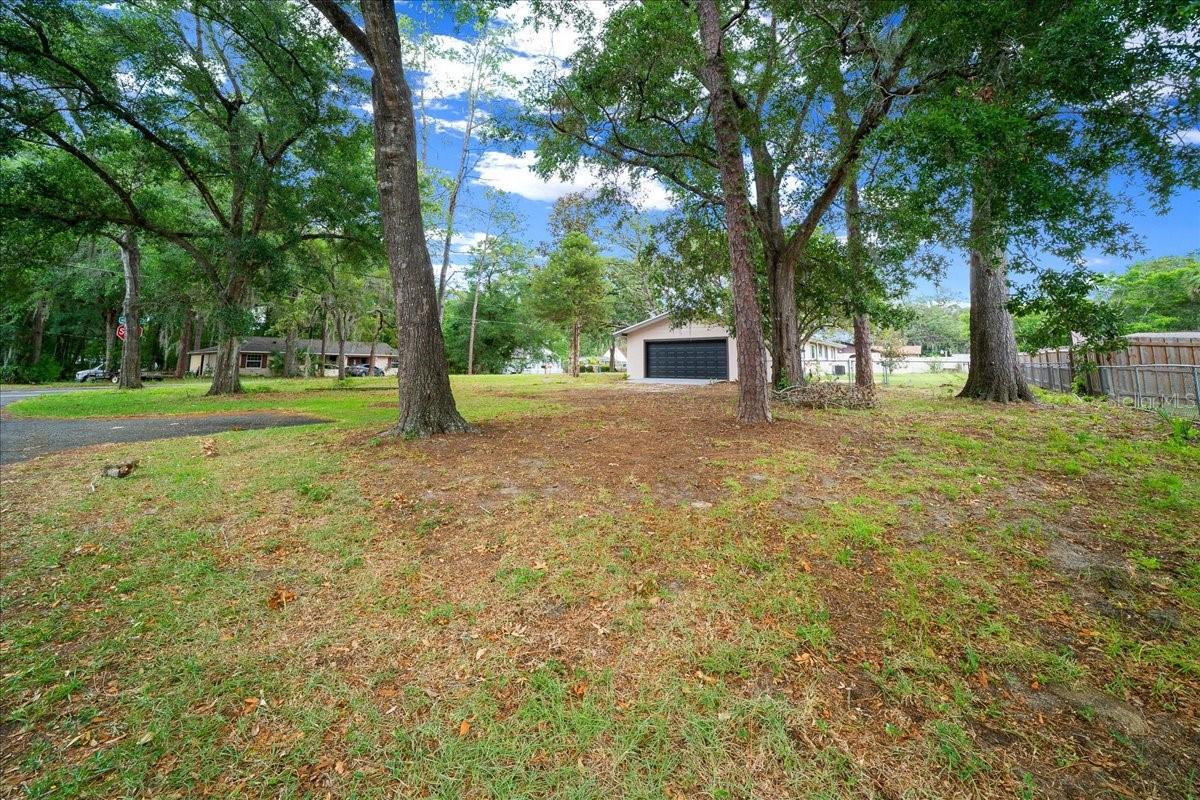 4506 Ne 10th St Property Photo 36