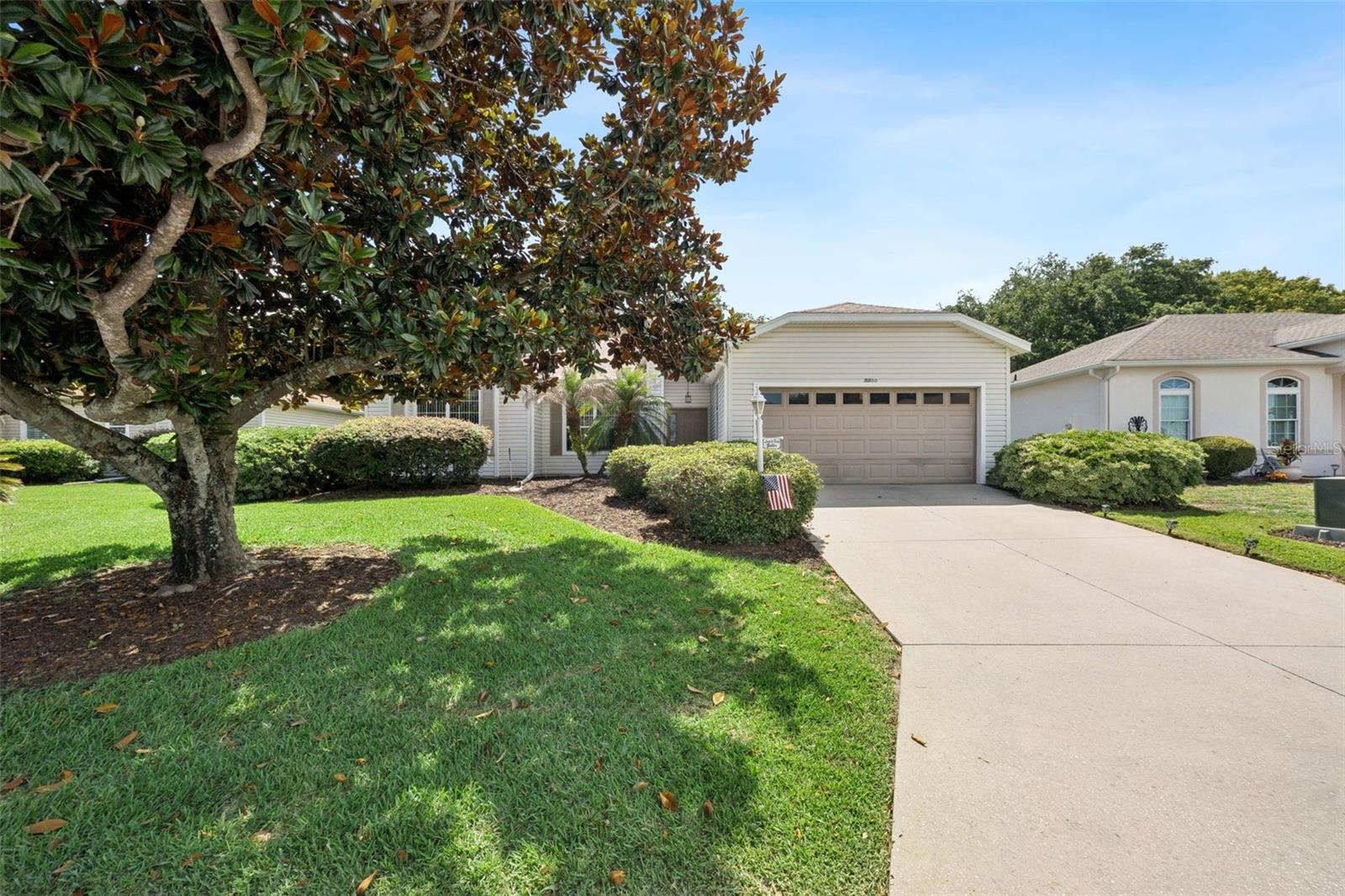 5000 SAWGRASS LAKE CIR Property Photo 1