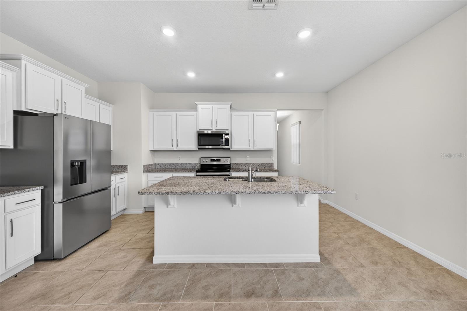 17386 Blazing Star Cir Property Photo 6