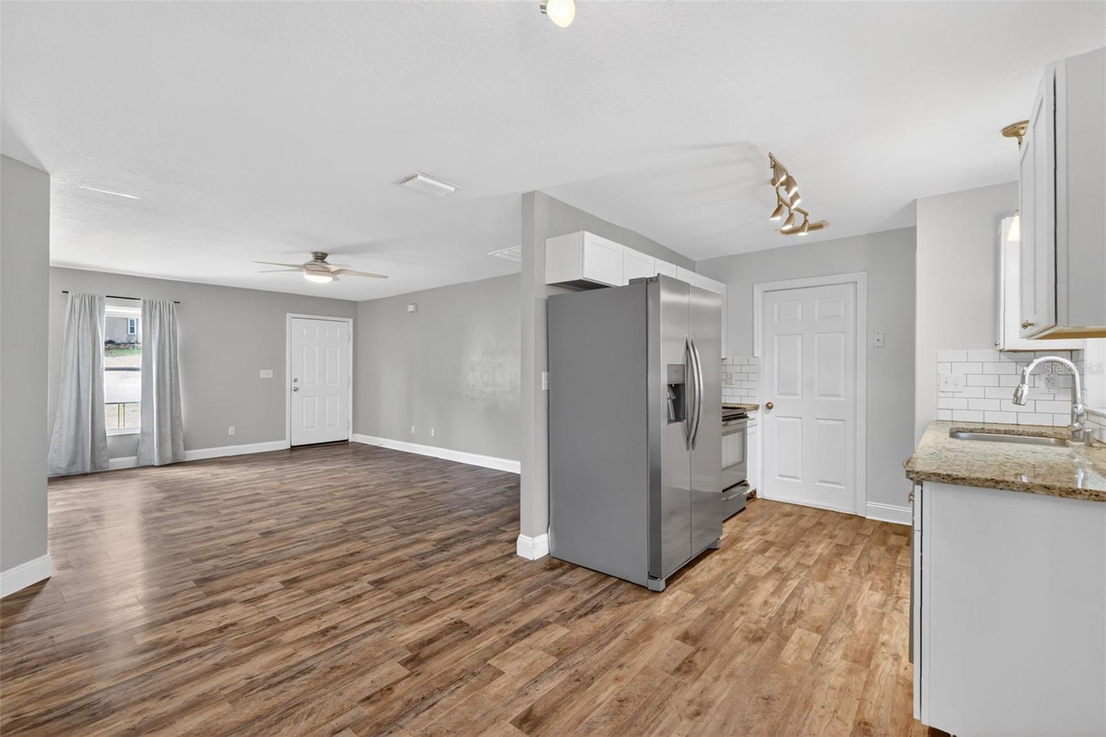 36 Bay Ridge Loop Property Photo 11