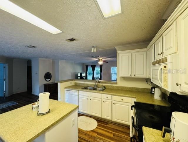 11817 Sw 58th St Property Photo 7