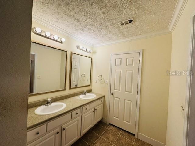 11817 Sw 58th St Property Photo 16