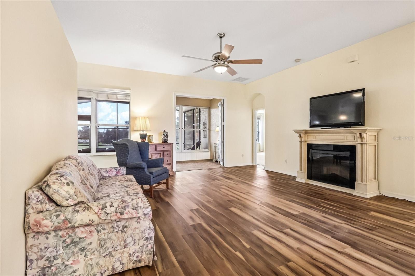 3538 Mulberry Grove Loop Property Photo 12
