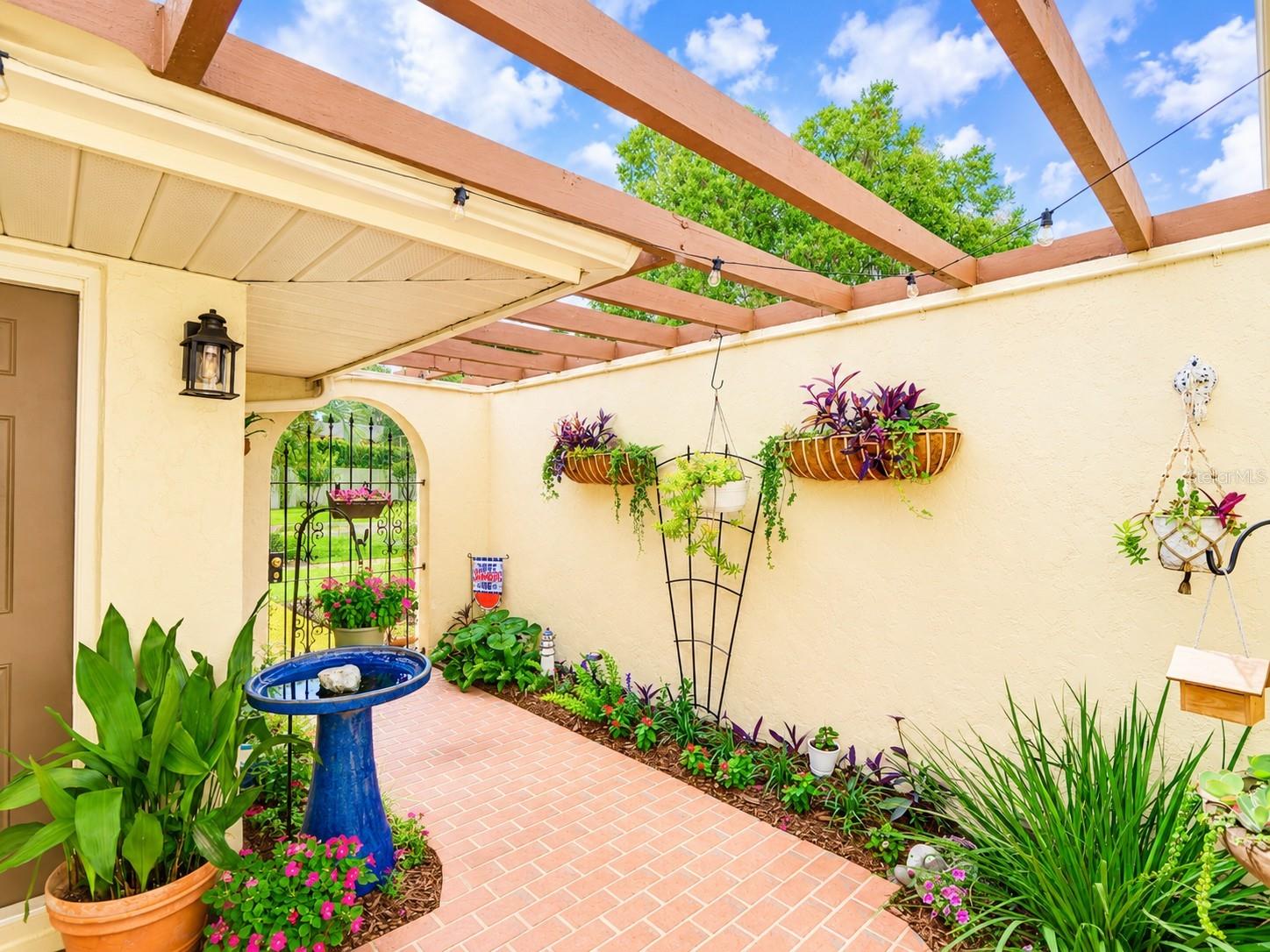 100 S Tremain St #g2 Property Photo 6