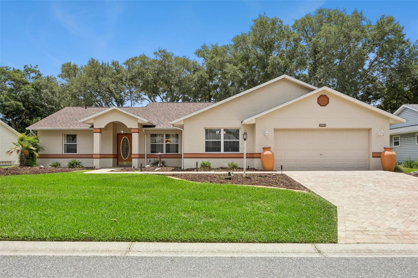 25904 Newcombe Cir Property Photo 1