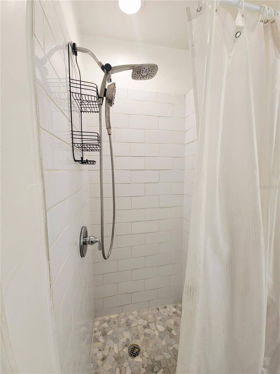 G5112860 Property Photo 10