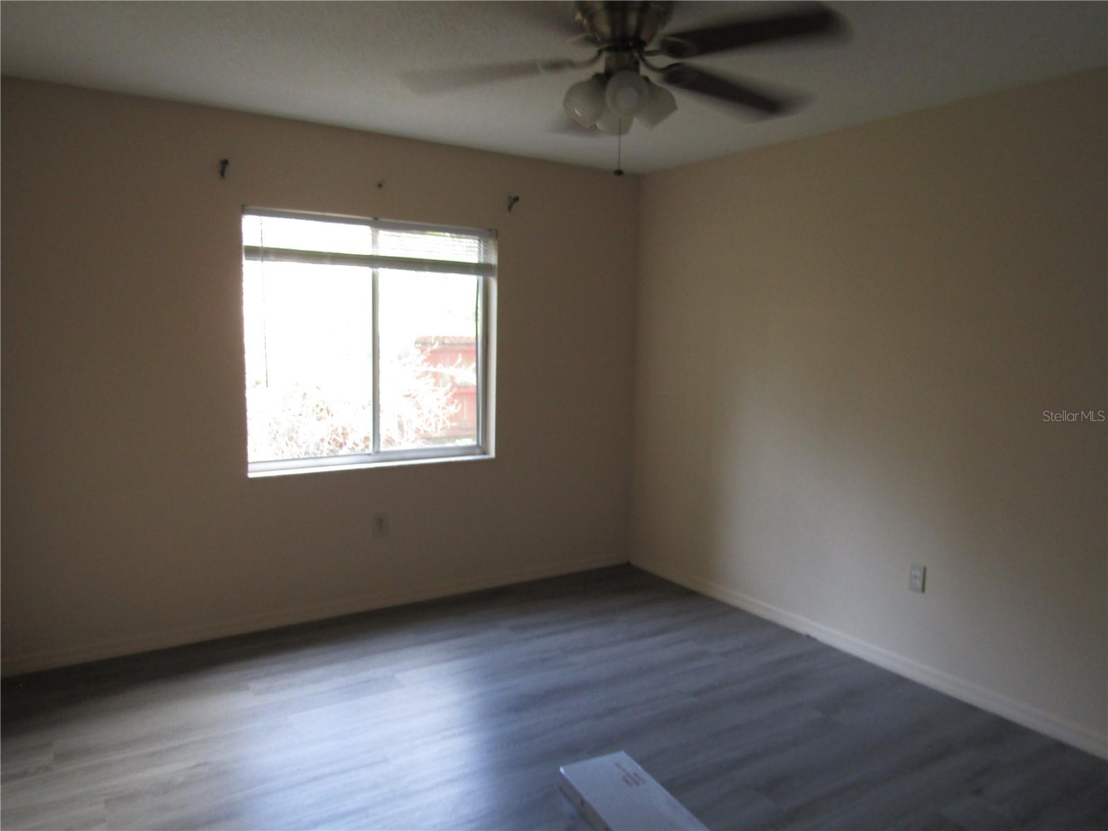 993 Foote St Property Photo 5
