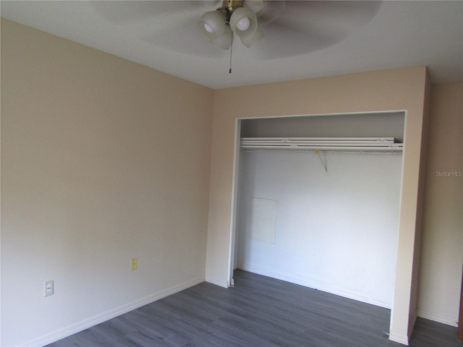 993 Foote St Property Photo 6