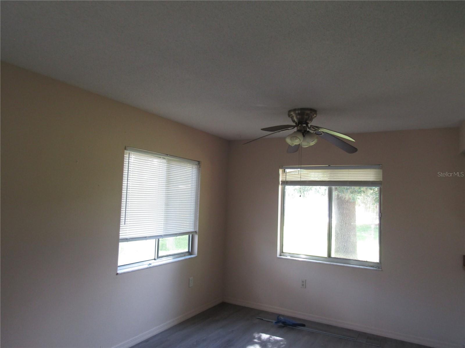 993 Foote St Property Photo 10