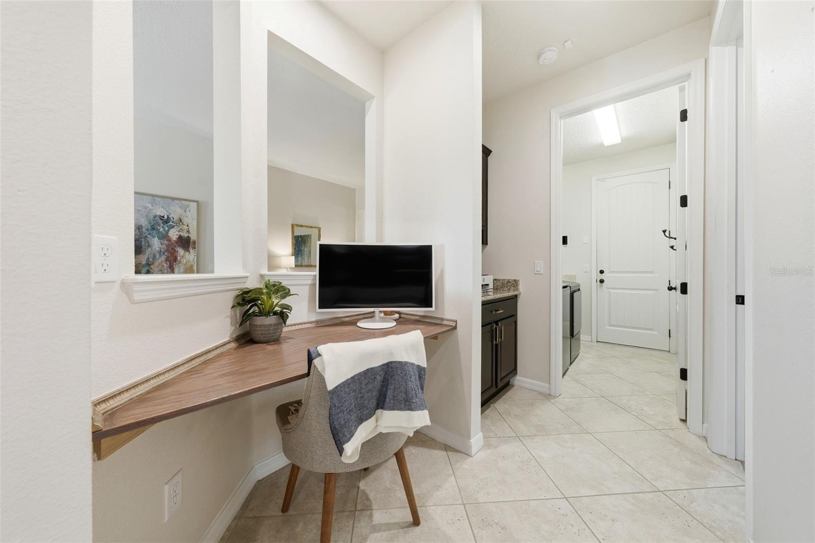 30040 Donnington Loop Property Photo 14