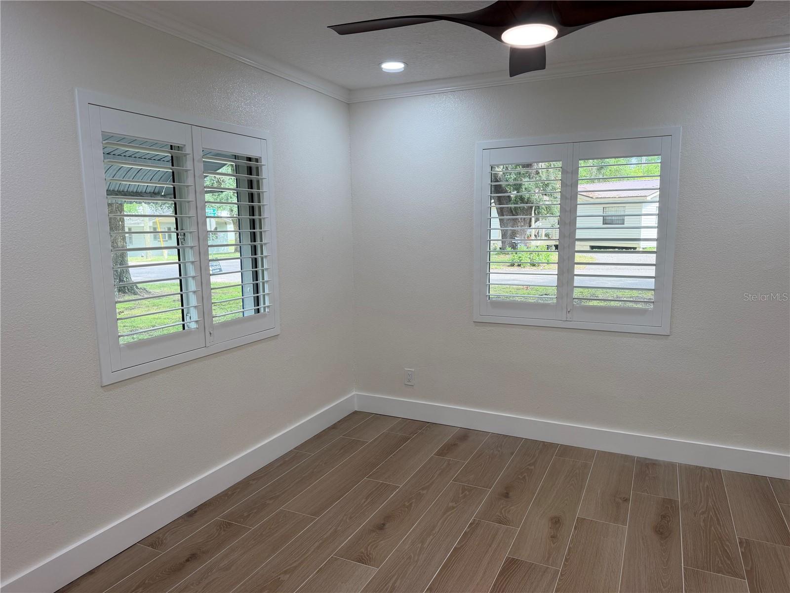 301 S Seminole Ave Property Photo 33