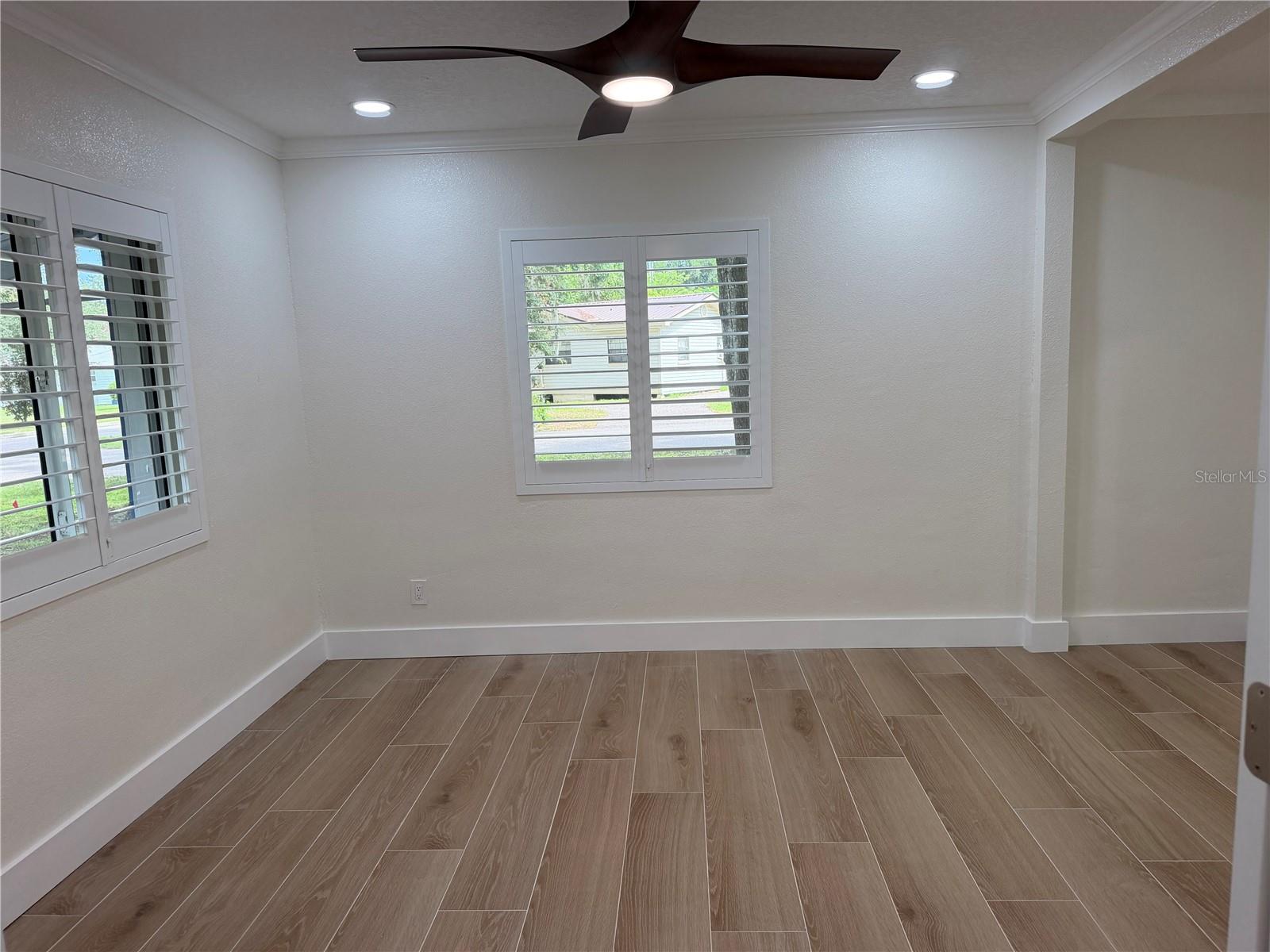 301 S Seminole Ave Property Photo 34