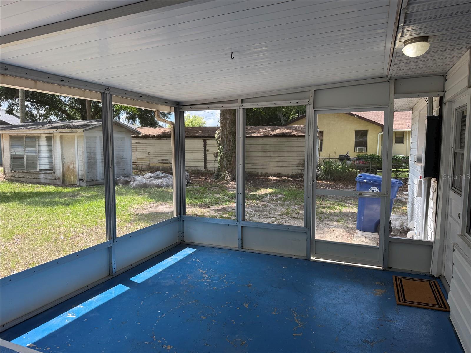 301 S Seminole Ave Property Photo 42