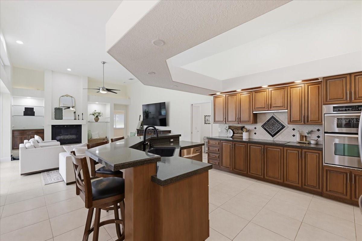 9161 Southern Comfort Ct Property Photo 19