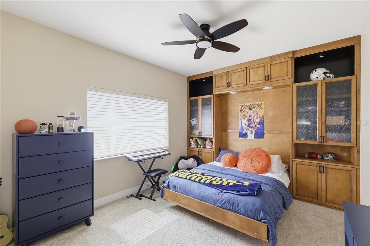 9161 Southern Comfort Ct Property Photo 32