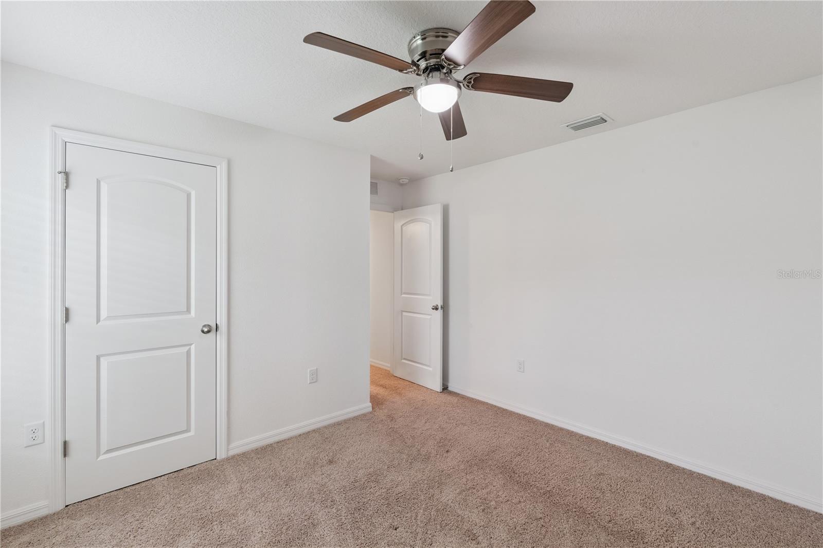 916 Aspen View Cir Property Photo 13