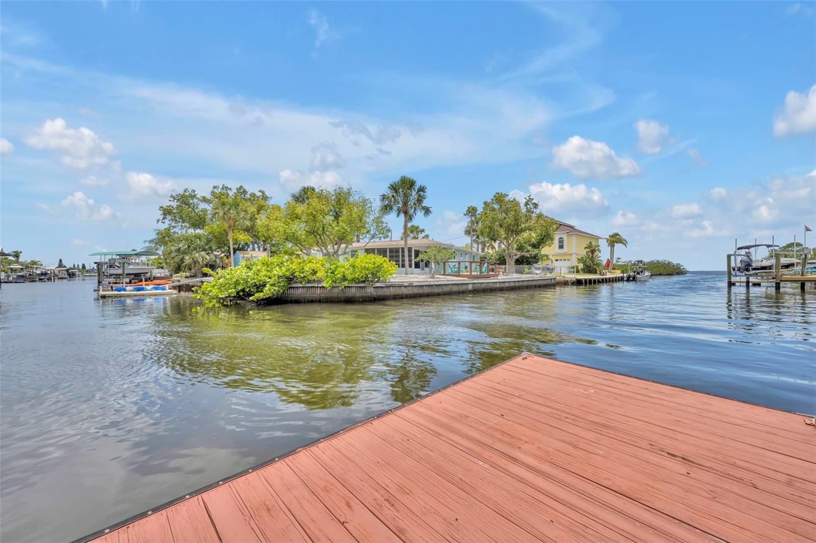 6416 Boatyard Dr Property Photo 5