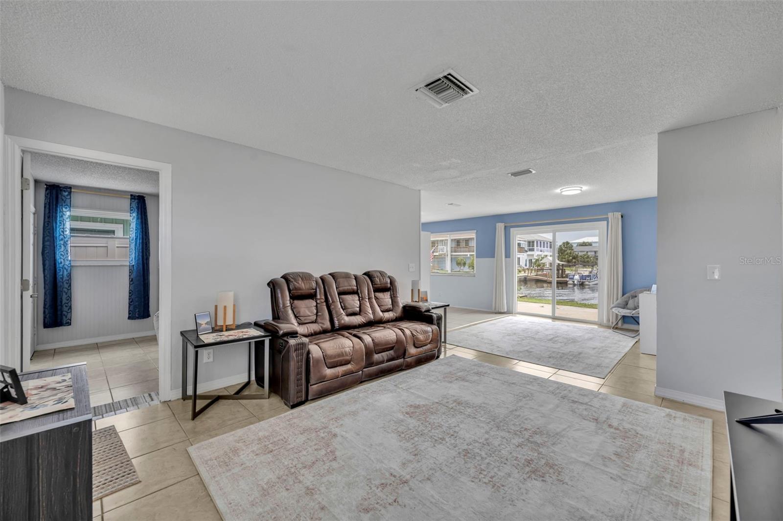 6416 Boatyard Dr Property Photo 8