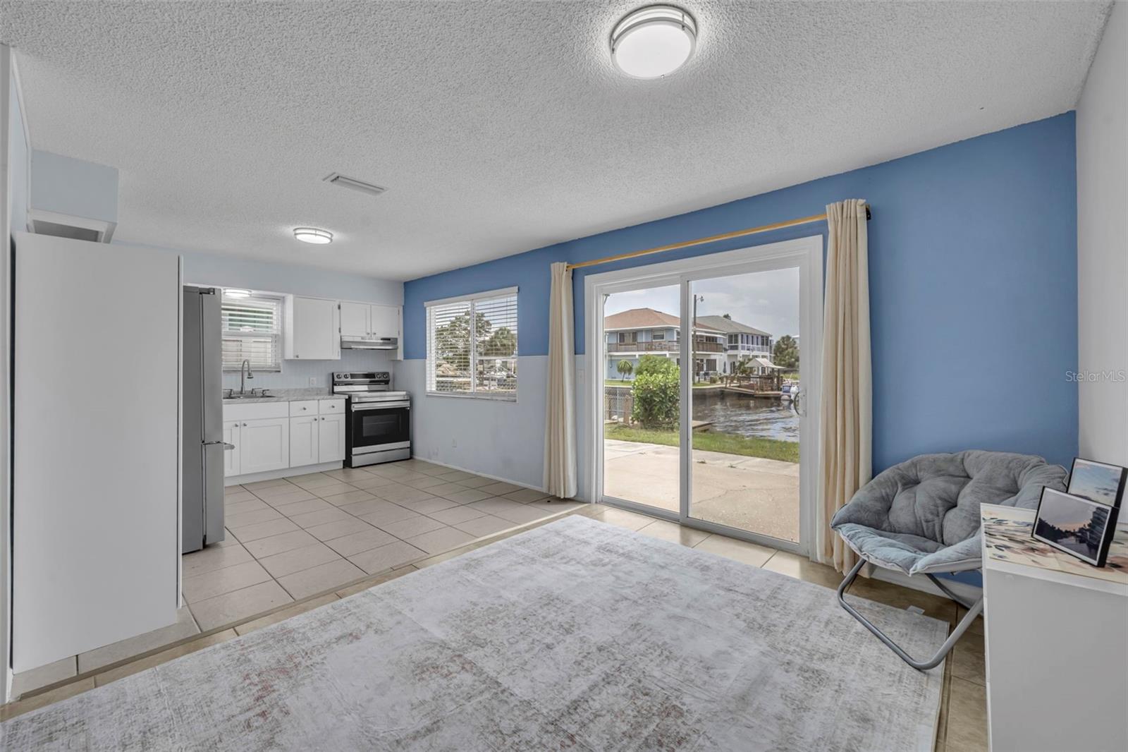 6416 Boatyard Dr Property Photo 10