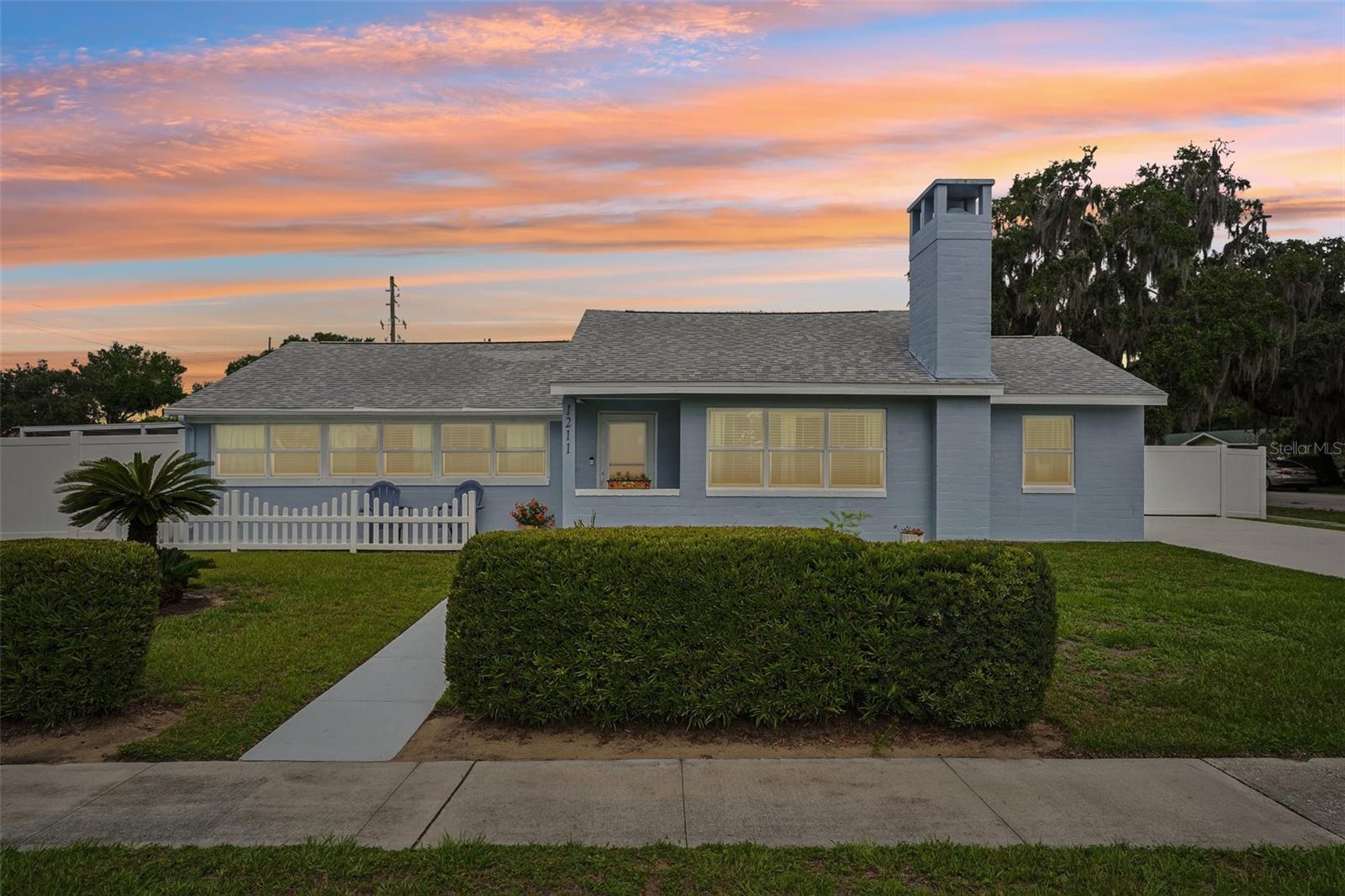 1211 Morningside Dr Property Photo 1