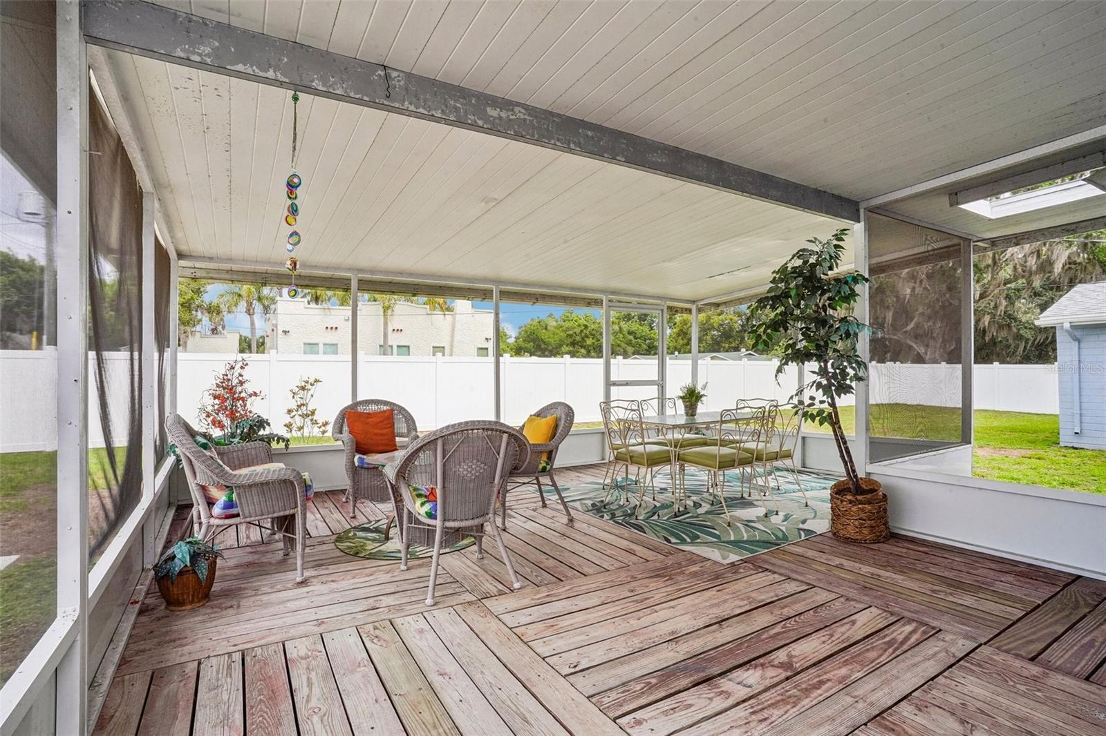 1211 Morningside Dr Property Photo 35