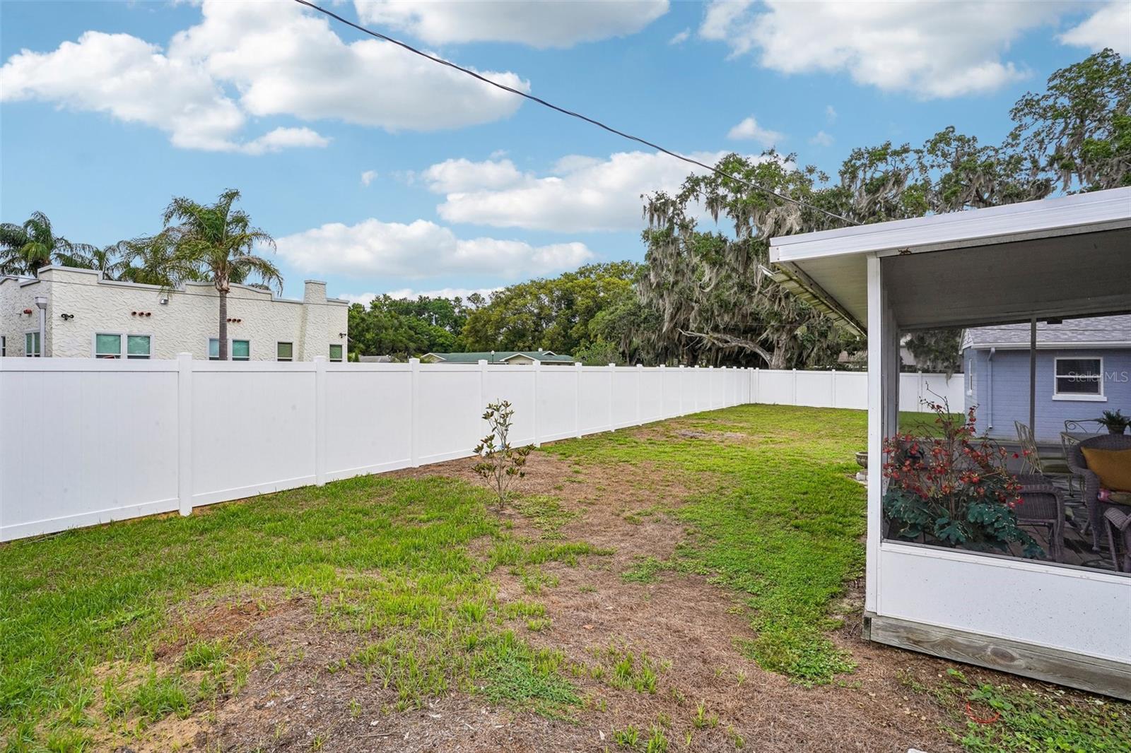 1211 Morningside Dr Property Photo 39