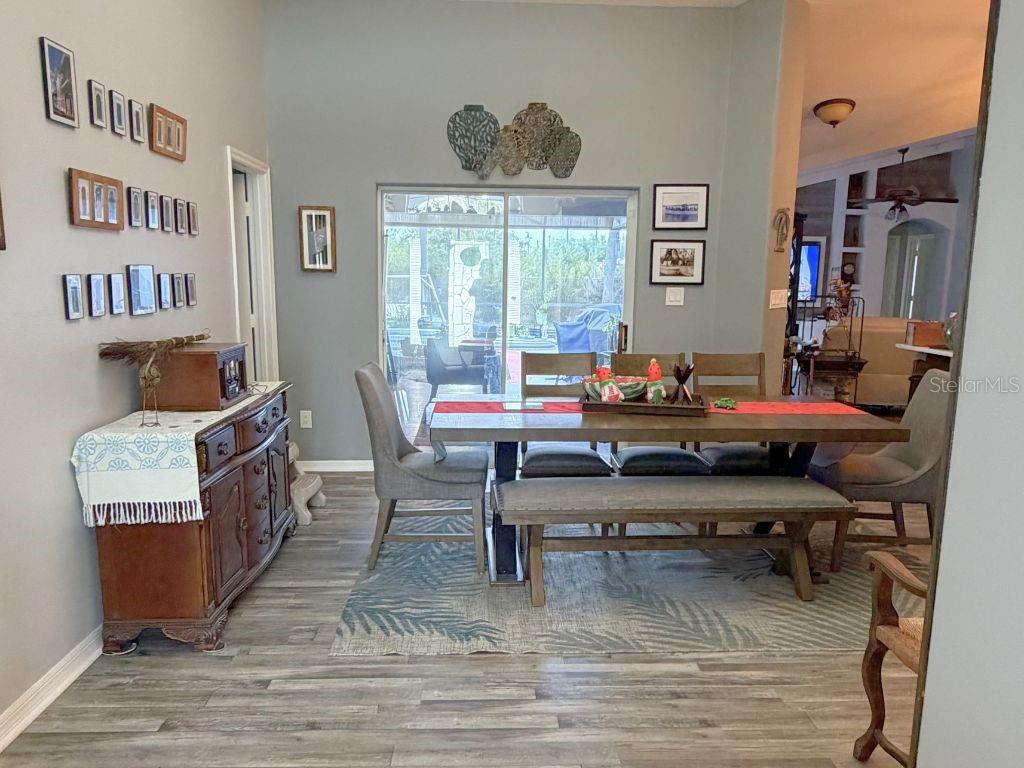 12724 Scottish Pine Ln Property Photo 4