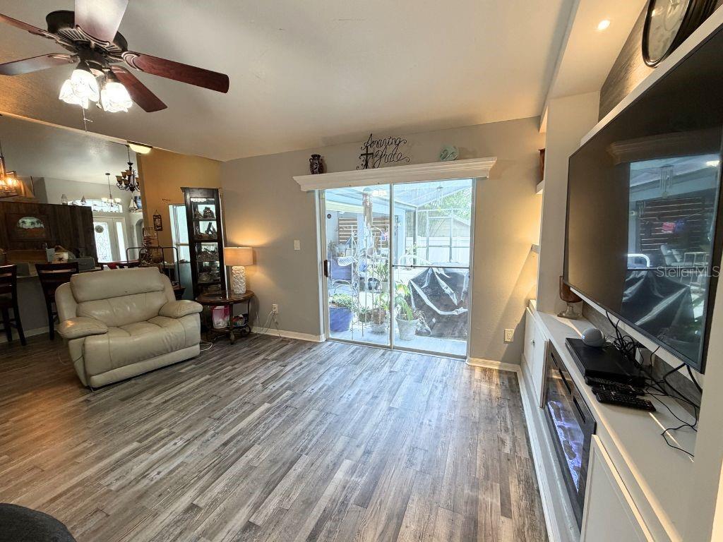 12724 Scottish Pine Ln Property Photo 16