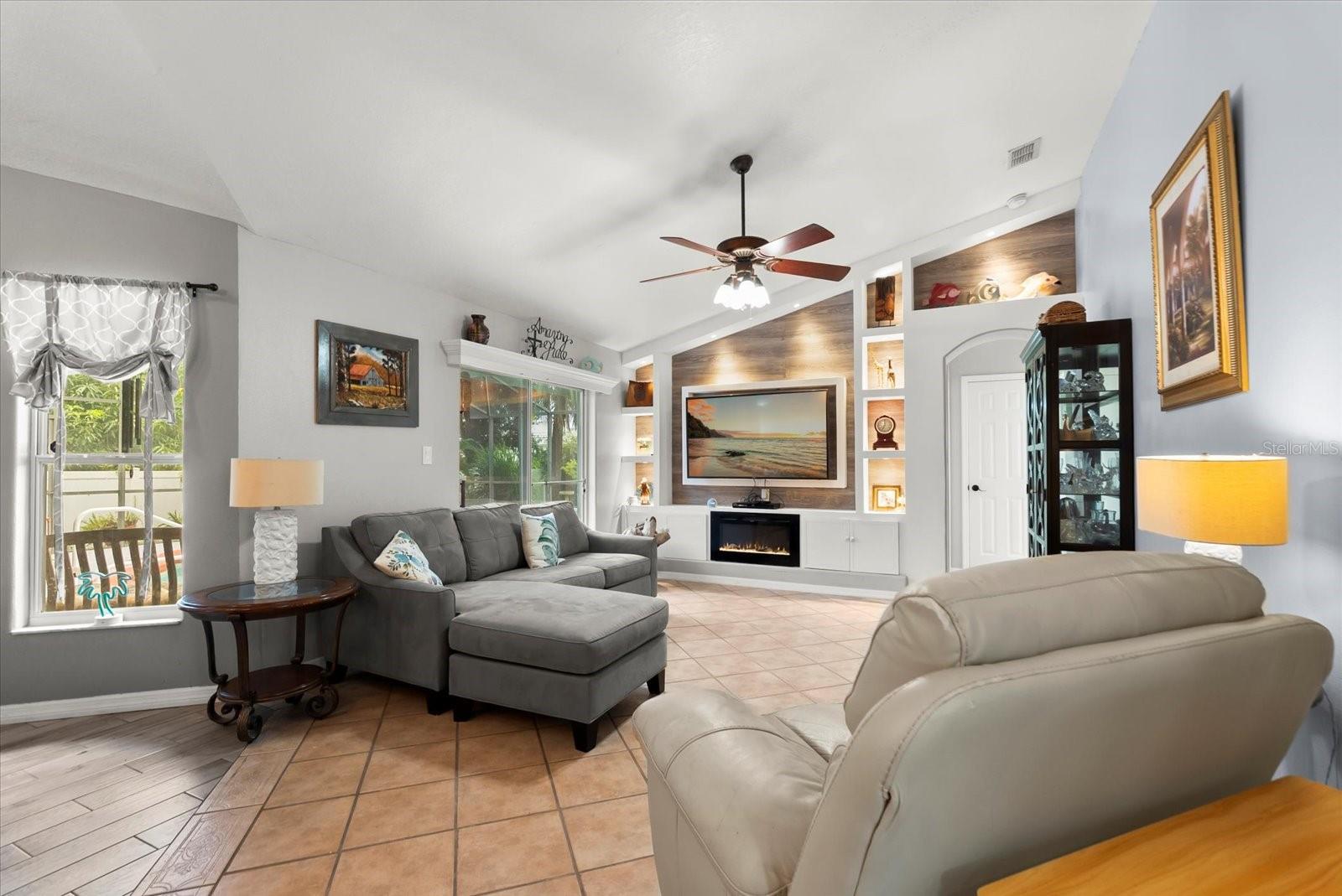 12724 Scottish Pine Ln Property Photo 18