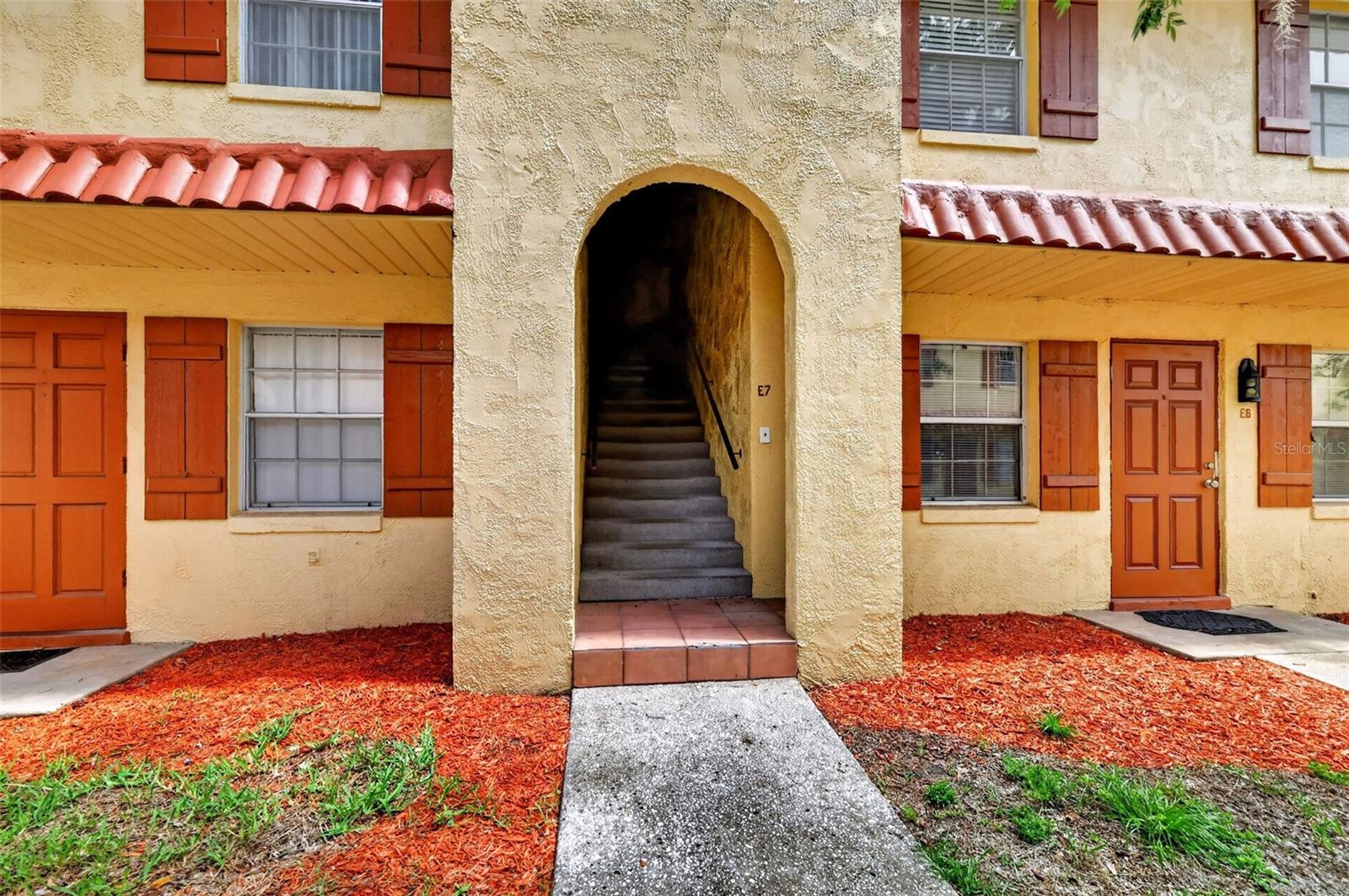 1112 W Main St #e7 Property Photo 3